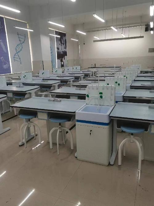 教学仪器 赋能教育现代化的基石